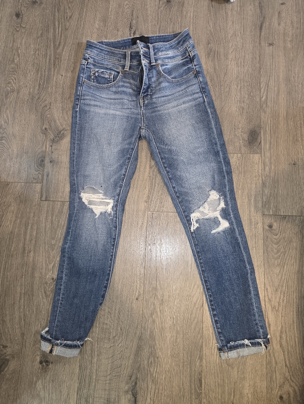 Women's Distressed Blue Denim Jeans Buckle Black 25x27